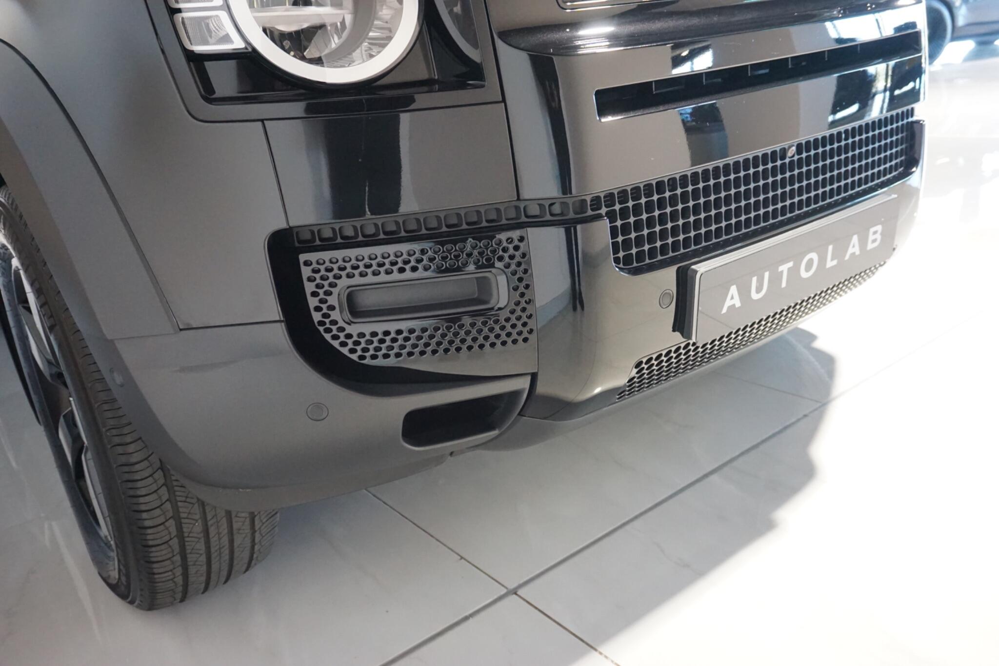Land Rover Defender 90 3.0 D250 MHEV Hard Top SUV 3dr Diesel Auto 4WD SWB Euro 6 (s/s) (250 ps)